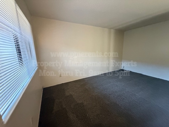 Building Photo - 9323 Fox Creek Dr