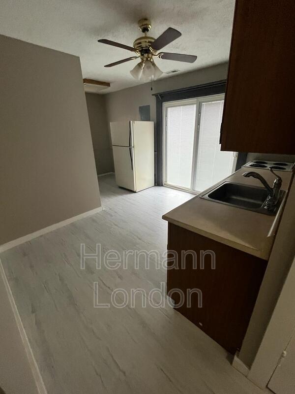 Building Photo - 10 McNulty Dr