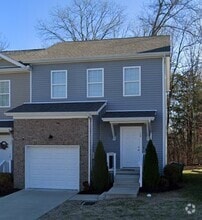 Building Photo - 740 Pippin Dr