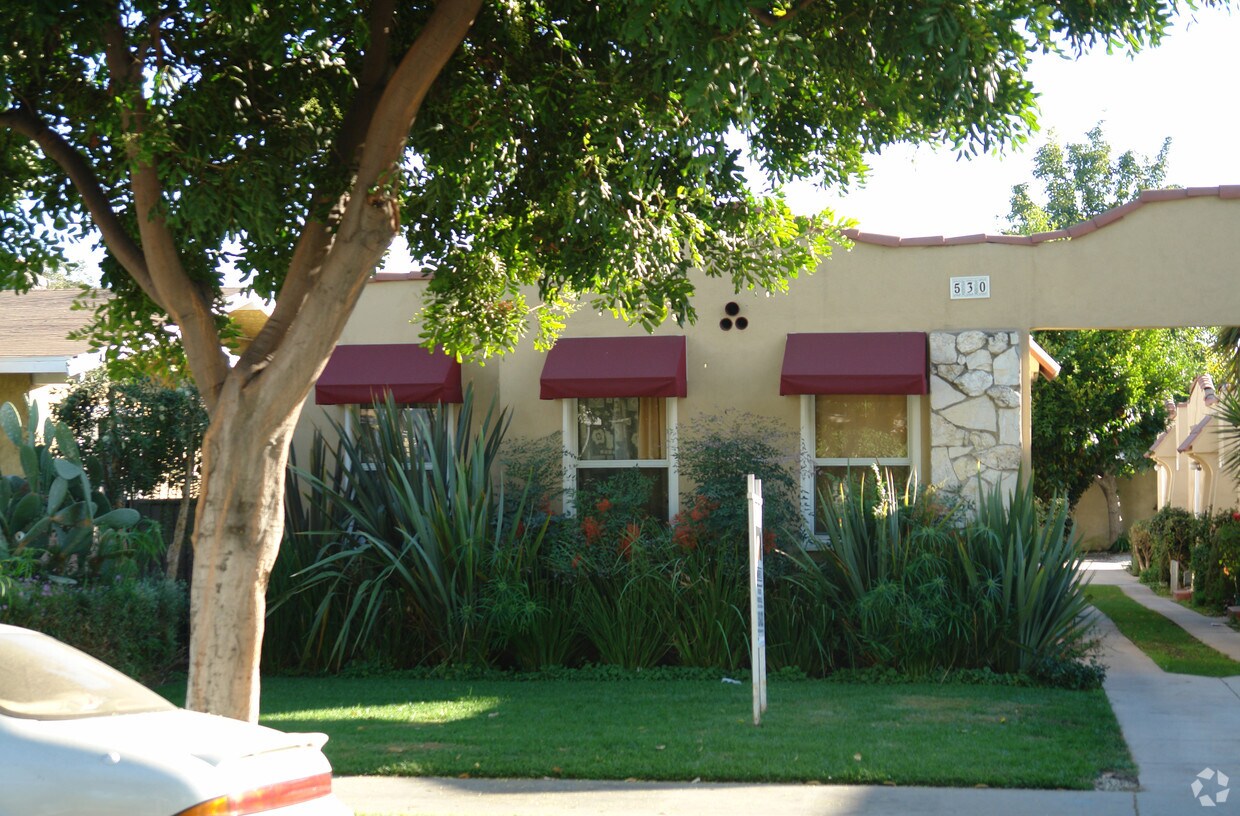 Building Photo - 530 E Windsor Rd