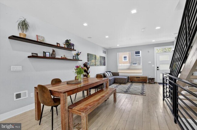 Foto del edificio - 722 E Thompson St