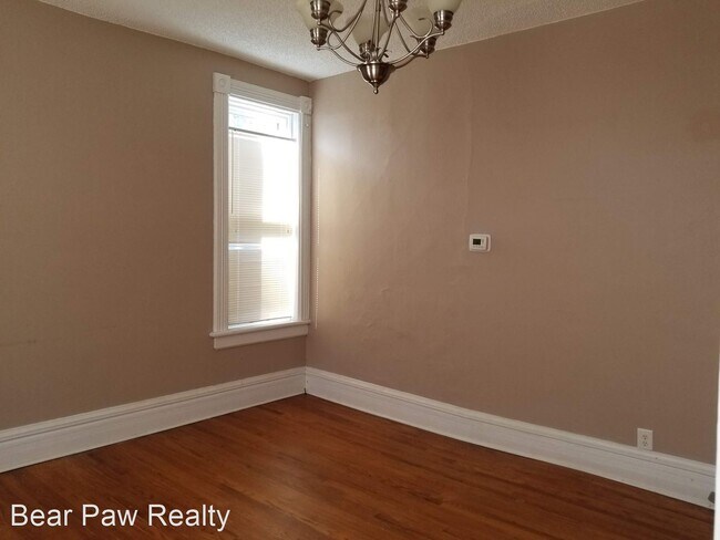 Building Photo - 4 br, 2 bath House - 322 E 25th ST