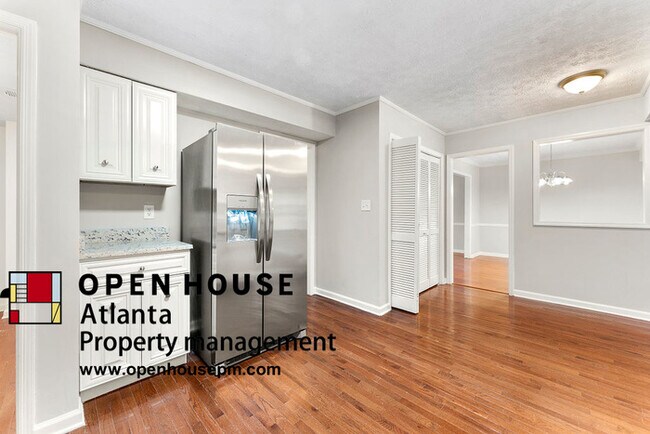Foto del edificio - 1028 Pine Cove Dr SW, Lilburn