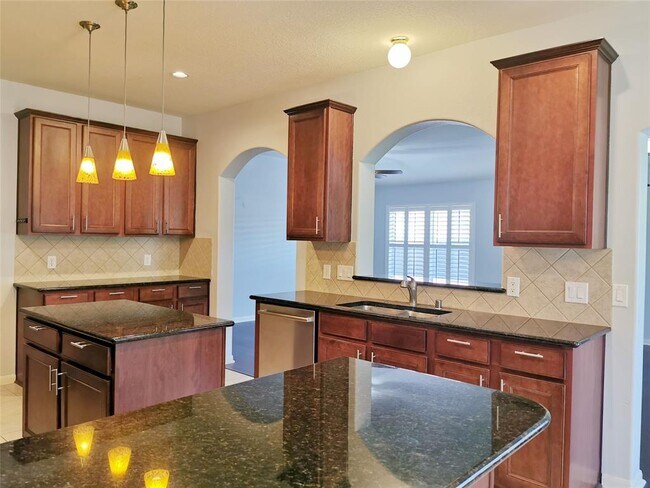 Building Photo - 10113 Brookshore Ln