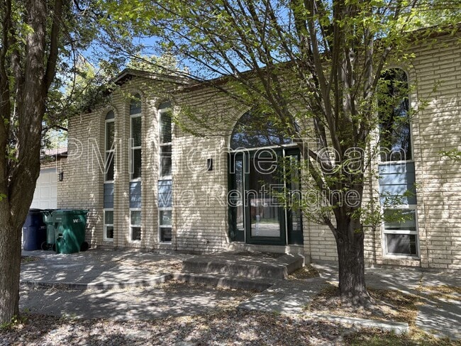 Building Photo - 6068 2850 W St