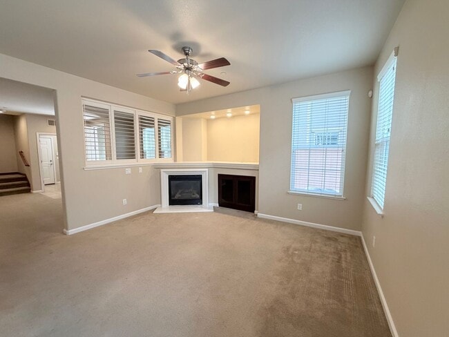 Building Photo - 1865 Wind Ranch Rd