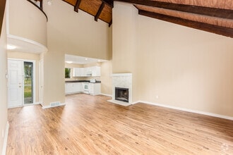 Building Photo - 3003 Cranston Dr