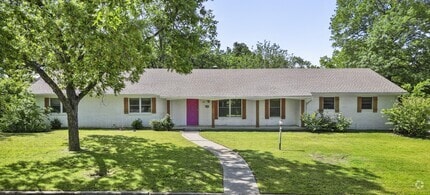Building Photo - 5854 E 46th Pl