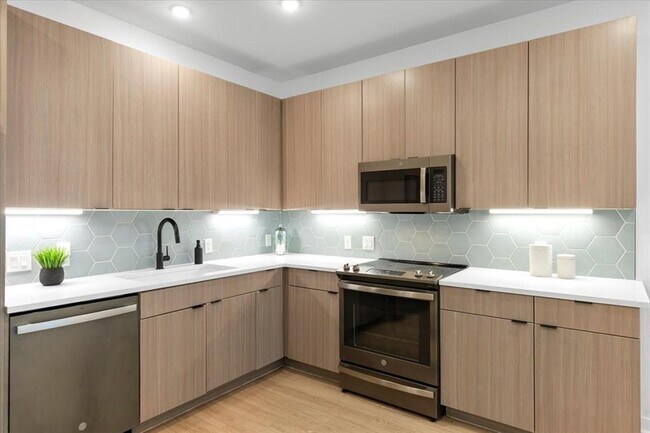 Foto del edificio - 4802 S Congress Ave