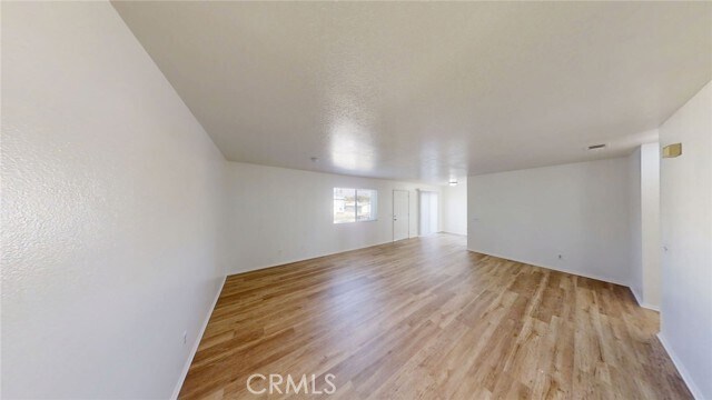 Foto del edificio - 13475 4th St