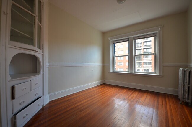 Foto del edificio - 25 Mount Hood Rd