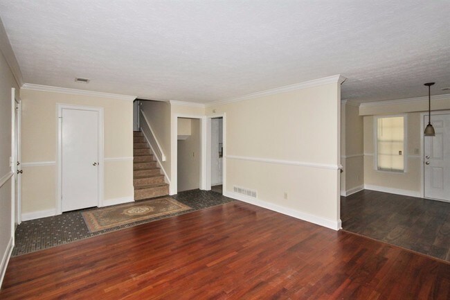 Foto del edificio - 4767 Mossy Ln NW