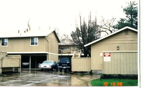 Building Photo - 8686 Franklin St