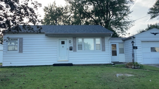 Building Photo - 207 Marianna Ave