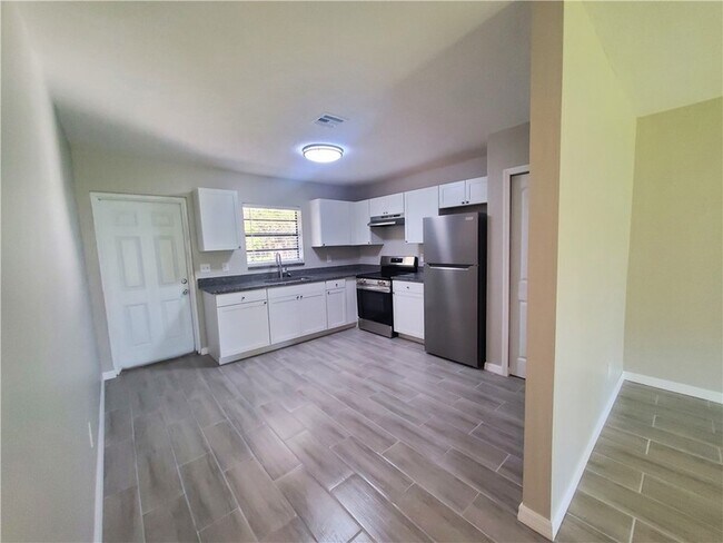 Foto del edificio - 3300 S 7th St