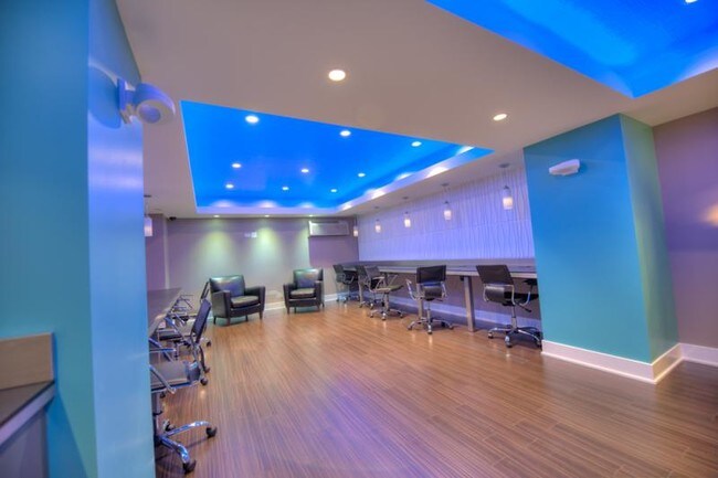 Foto del edificio - 3135 N Lake Shore Dr