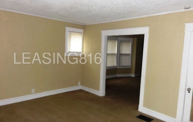 Building Photo - 3324 College Ave