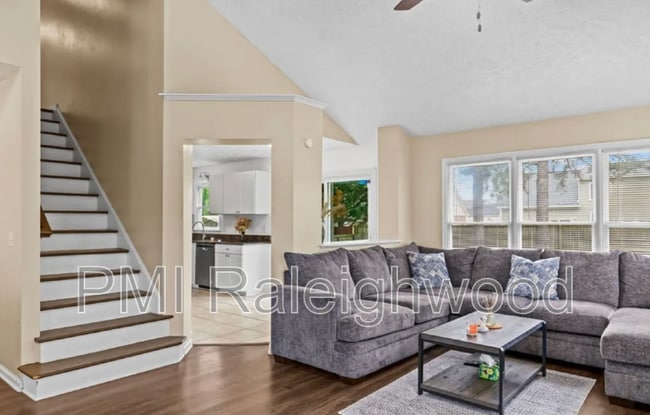 Building Photo - 1142 Blankshire Rd