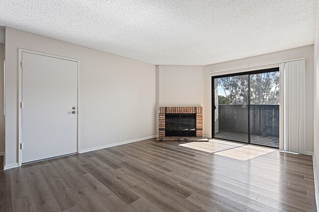 Building Photo - Santa Fe Ranch