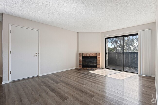 Building Photo - Santa Fe Ranch