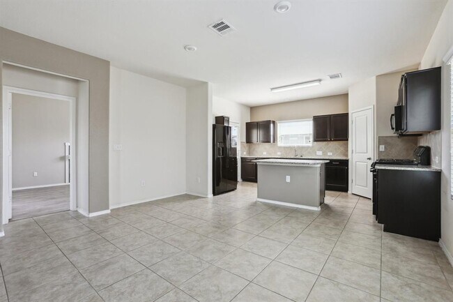 Foto del edificio - 5713 Kennedy St