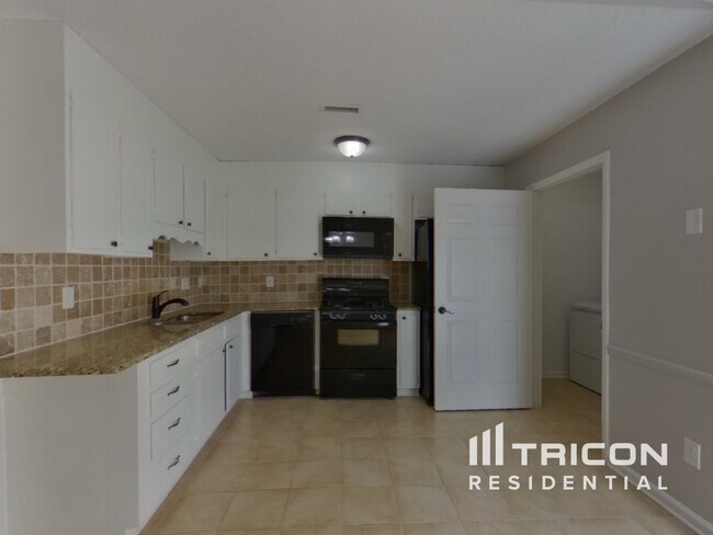 Building Photo - 2500 Justin Ct