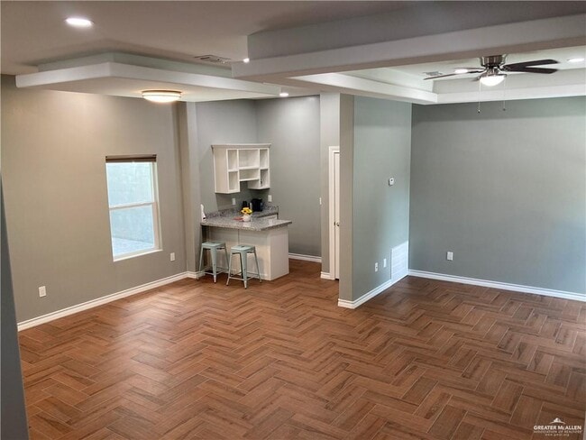 Foto del edificio - 18 S 6th St