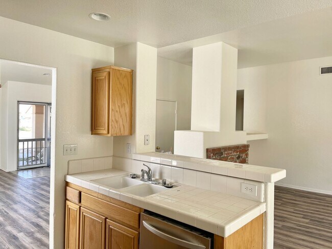 Building Photo - Rosamond 4/2 COMING SOON!