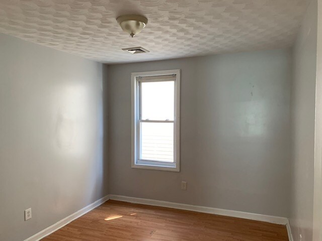 Primary Photo - 178 Jencks St