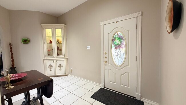 Foto del edificio - 13806 Primavera Dr