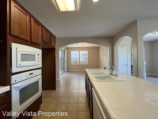 Building Photo - 4 br, 2.5 bath House - 4361 W Artemisa Drive
