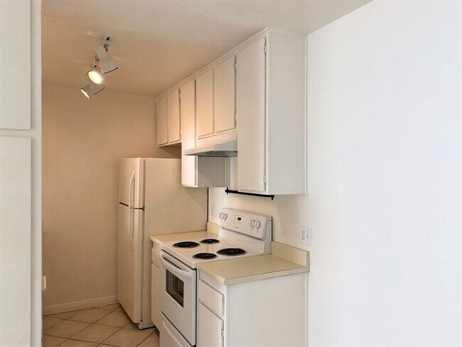 Foto del edificio - 4621 Lamont St