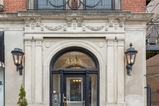 Foto del edificio - 4144 N Sheridan Rd