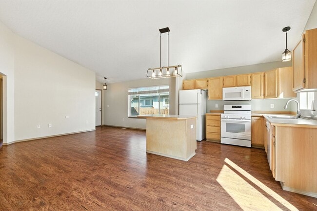 Building Photo - Charming 3 Bedroom Spokane Valley Home – A...