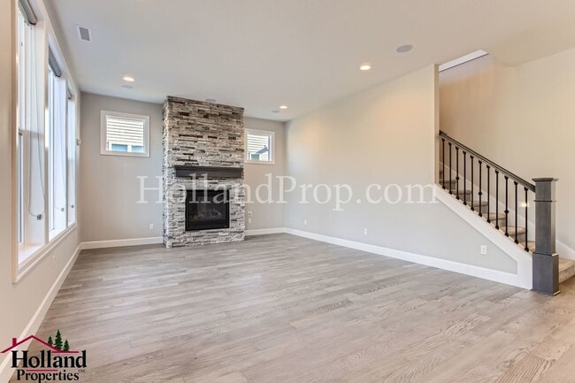 Building Photo - Spacious 4-Bed, 3-Bath Home with Solar Power, EV-Ready Garage & Outdoor Living Space