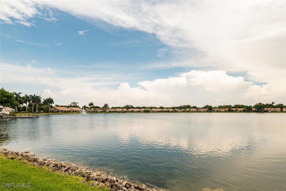 Foto del edificio - 2541 Citrus Lake Dr