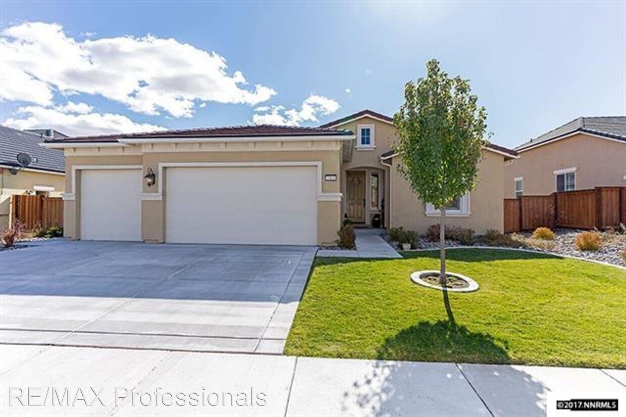 Primary Photo - 4 br, 3 bath House - 2411 STROZZI