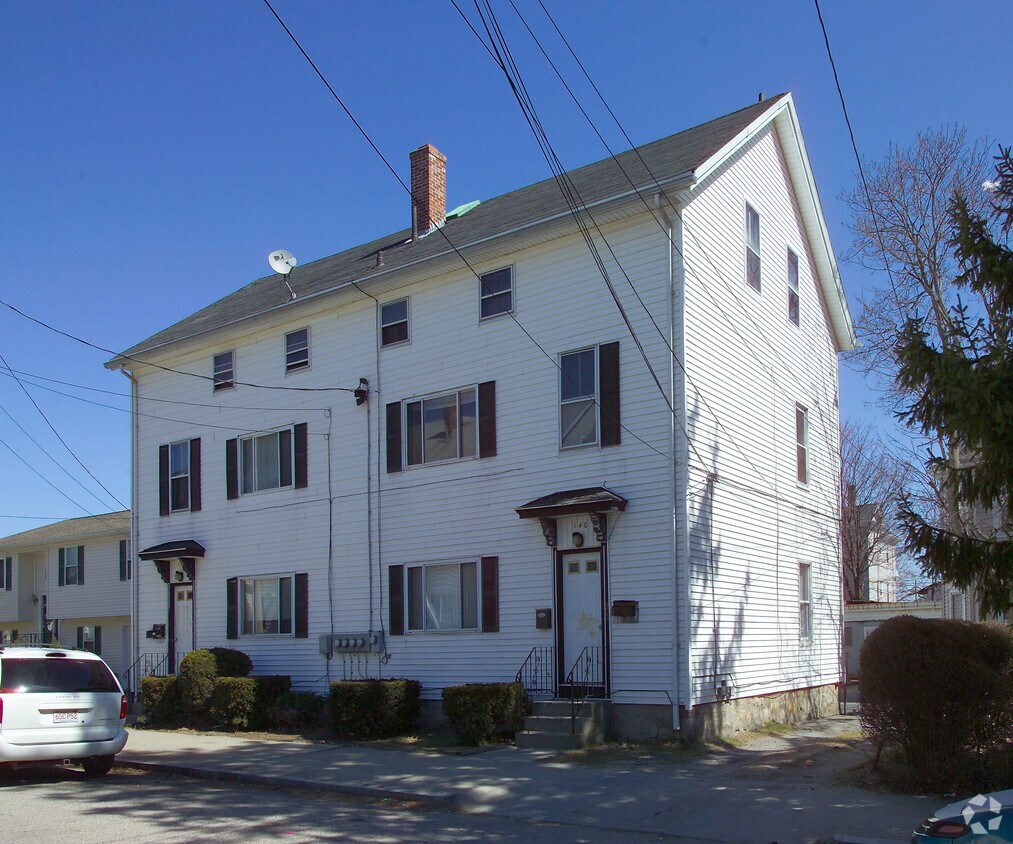 138140 Fenner St, Fall River, MA 02724 Apartments in Fall River, MA