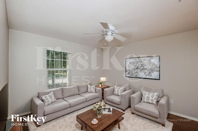 Foto del edificio - 12640 Shady Cedar Dr