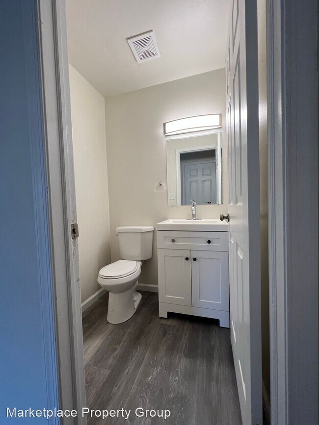 Building Photo - 3 br, 1.5 bath House - 508 Old Forge Drive