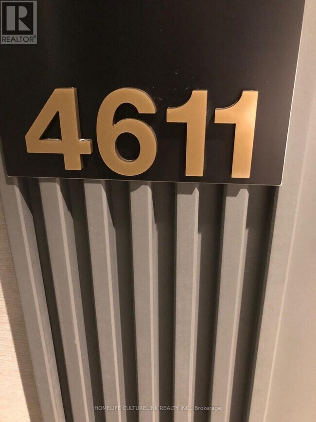 Photo du bâtiment - 950 Portage Pkwy