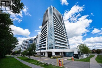 Building Photo - 7890 Bathurst St