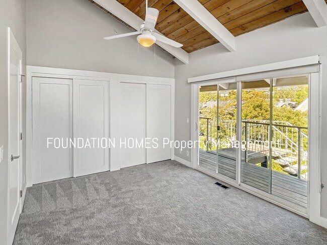 Building Photo - VIDEO - Top-Floor with Marina View and Hig...