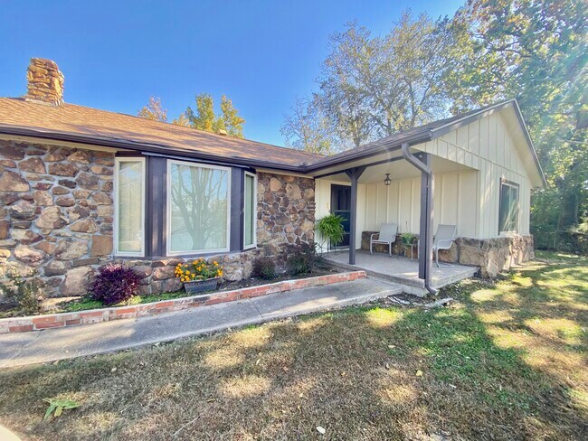 Foto del edificio - 2554 State Hwy 82