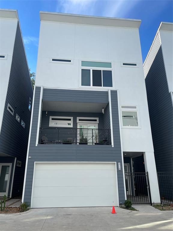 4719 Independence Hts Ln, Houston, TX 77018 Condo for Rent in Houston