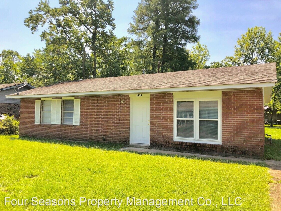 3 br, 1 bath House 3939 Monterey Road House Rental in Gulfport, MS