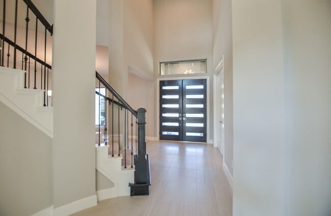 Building Photo - 7610 Blue Finch Ln