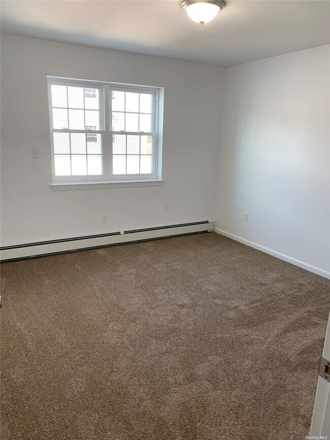 Foto del edificio - 6208 Hillmeyer Rd