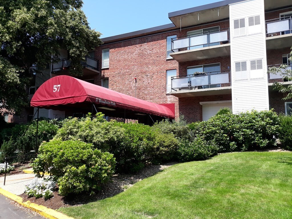 Foto principal - 57 Broadlawn Park