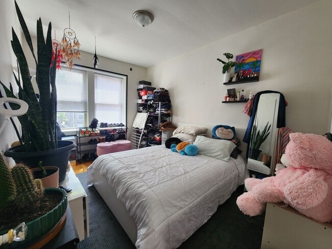 Building Photo - Spacious and Bright 1 Bedroom in Northpark
